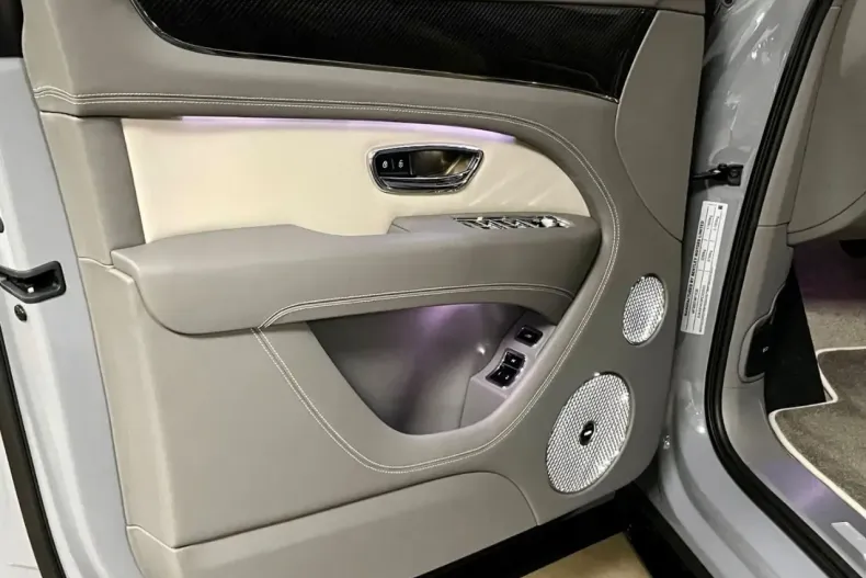 Bentley Bentayga din 2023 cu 7.500 km - oferta BEN103397 - foto 10