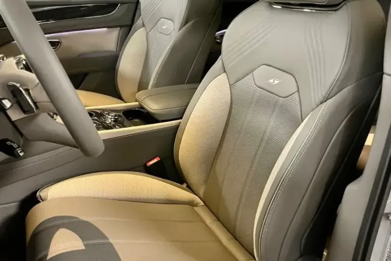 Bentley Bentayga din 2023 cu 7.500 km - oferta BEN103397 - foto 17