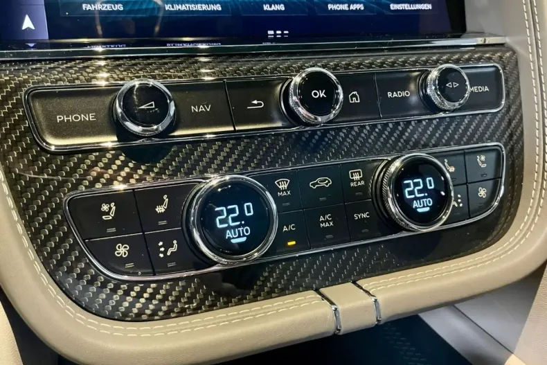 Bentley Bentayga din 2023 cu 7.500 km - oferta BEN103397 - foto 25