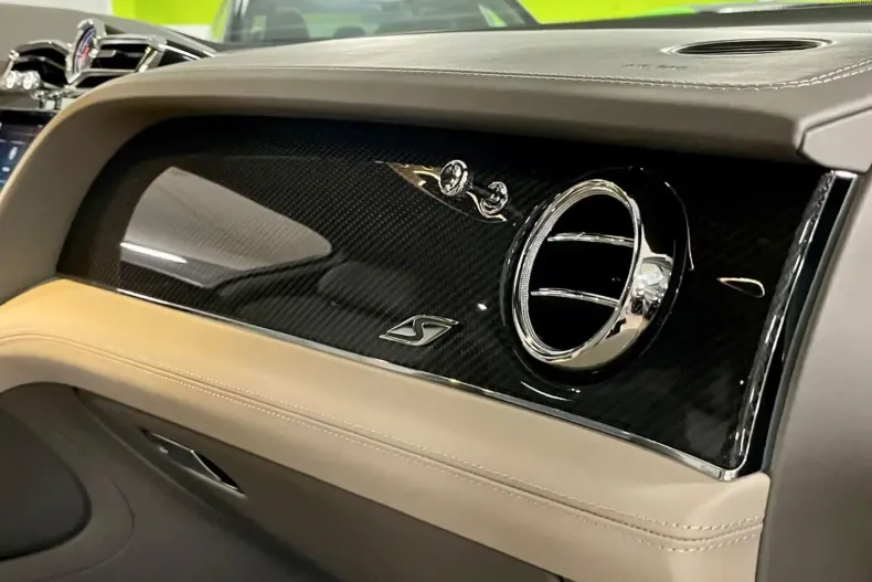 Bentley Bentayga din 2023 cu 7.500 km - oferta BEN103397 - foto 35