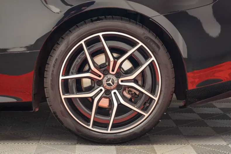 Mercedes-Benz E 220 din 2022 cu 39.900 km - oferta MER103400 - foto 12