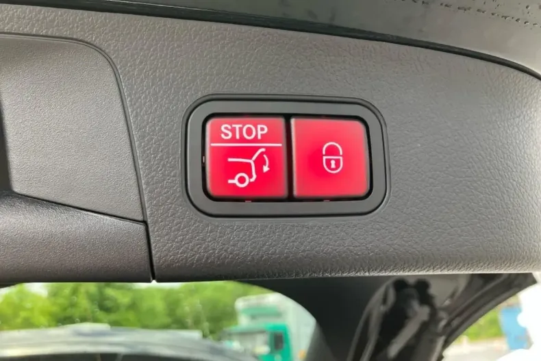 Mercedes-Benz GLA 45 AMG din 2021 cu 26.076 km - oferta MER103406 - foto 14