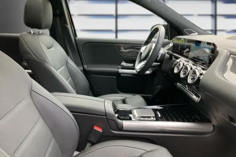 Mercedes-Benz GLA 45 AMG din 2021 cu 26.076 km - oferta MER103406 - foto 15