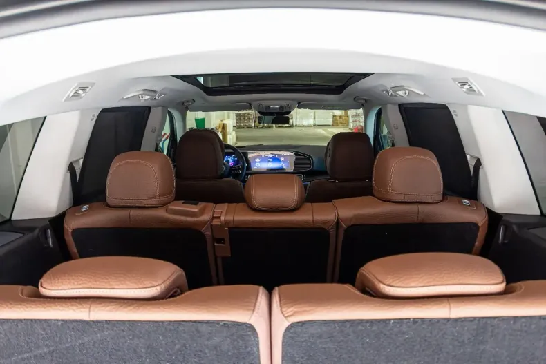 Mercedes-Benz GLS 450 din 2024 cu 9.900 km - oferta MER103413 - foto 16