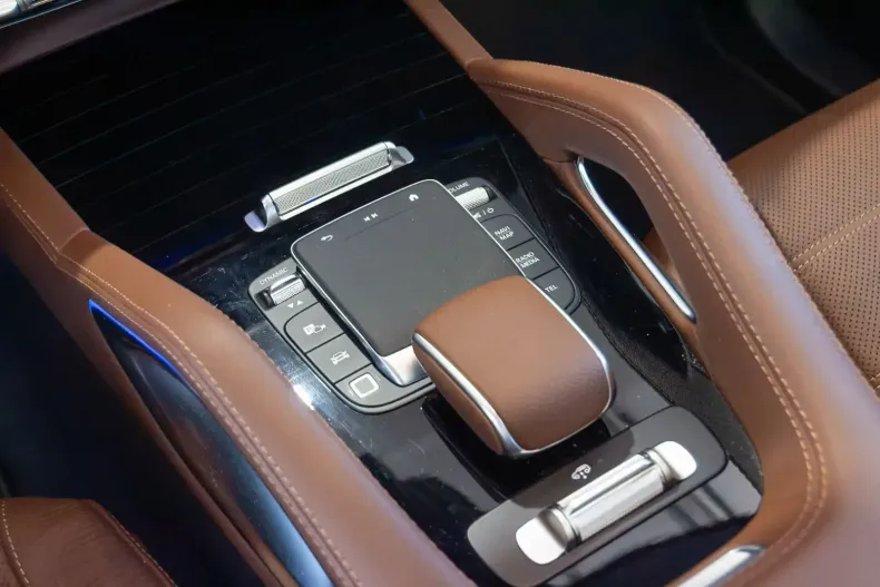 Mercedes-Benz GLS 450 din 2024 cu 9.900 km - oferta MER103413 - foto 19