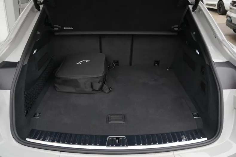 Porsche Cayenne din 2024 cu 16.900 km - oferta POR103415 - foto 46