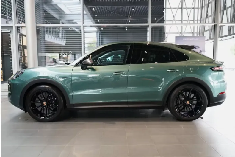 Porsche Cayenne din 2025 cu 8.999 km - oferta POR103419 - foto 2
