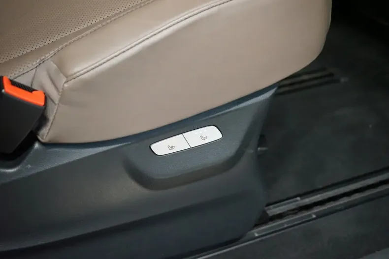 Mercedes-Benz V 300 din 2021 cu 56.835 km - oferta MER103440 - foto 18