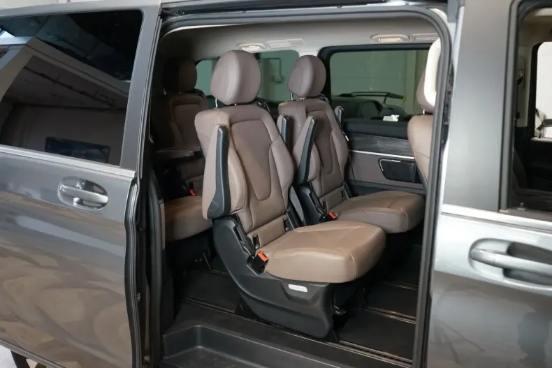 Mercedes-Benz V 300 din 2021 cu 56.835 km - oferta MER103440 - foto 20