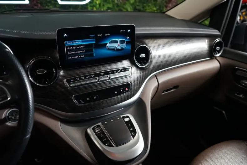 Mercedes-Benz V 300 din 2021 cu 56.835 km - oferta MER103440 - foto 28