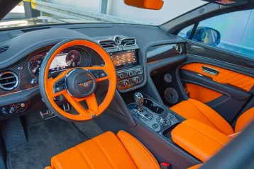 Bentley Bentayga din 2021 - oferta BEN103443