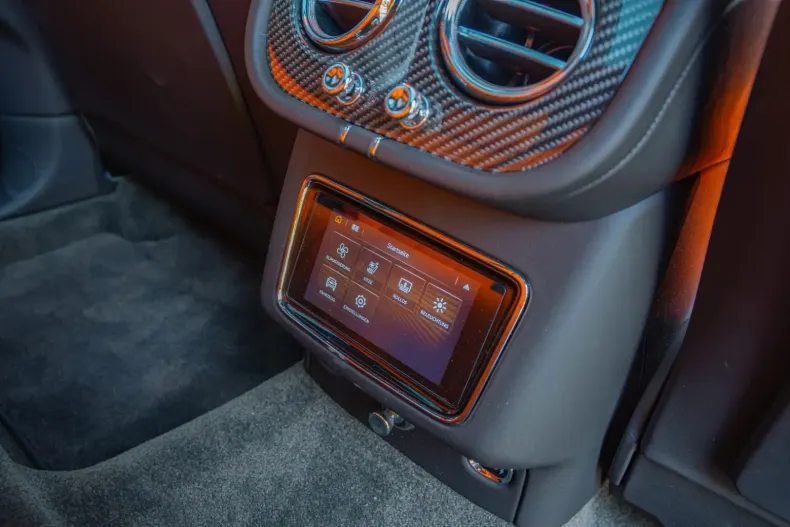 Bentley Bentayga din 2021 cu 2.462 km - oferta BEN103443 - foto 27