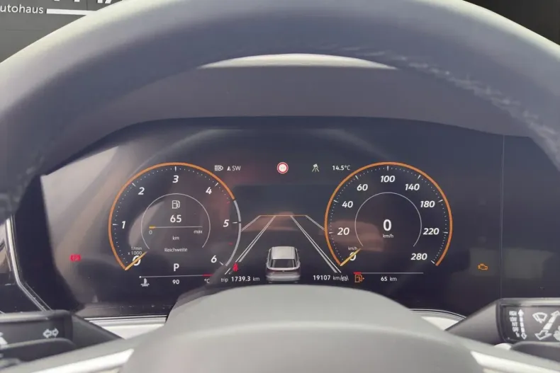 Volkswagen Touareg din 2024 cu 19.322 km - oferta VOL103446 - foto 10