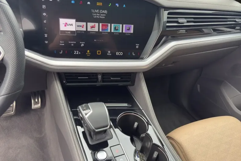 Volkswagen Touareg din 2024 cu 19.322 km - oferta VOL103446 - foto 11