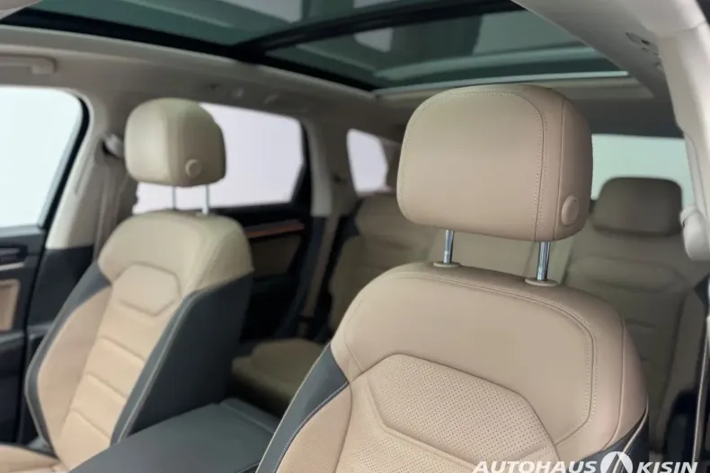 Volkswagen Touareg din 2024 cu 10.182 km - oferta VOL103447 - foto 5