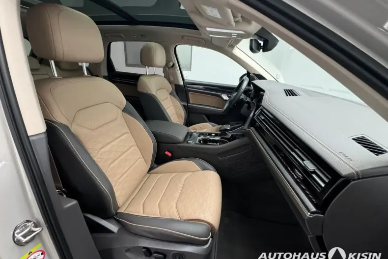 Volkswagen Touareg din 2024 cu 10.182 km - oferta VOL103447 - foto 6