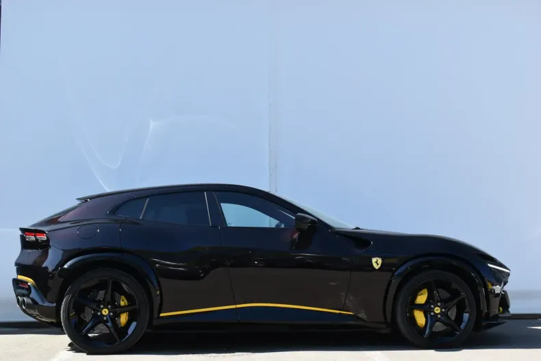 Ferrari Purosangue din 2025 cu 7.200 km - oferta FER103455 - foto 4