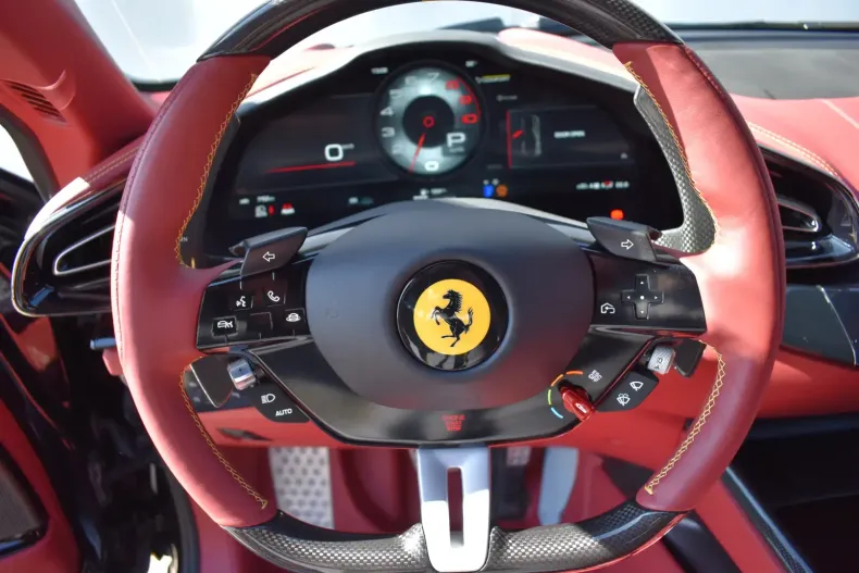 Ferrari Purosangue din 2025 cu 7.200 km - oferta FER103455 - foto 13