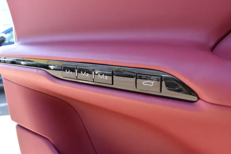 Ferrari Purosangue din 2025 cu 7.200 km - oferta FER103455 - foto 20