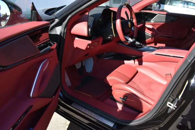 Ferrari Purosangue din 2025 cu 7.200 km - oferta FER103455 - foto 23