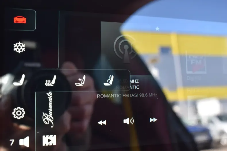 Ferrari Purosangue din 2025 cu 7.200 km - oferta FER103455 - foto 30