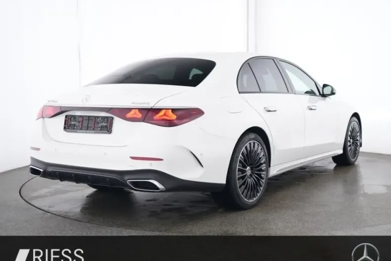 Mercedes-Benz E 300 din 2024 cu 26.479 km - oferta MER103462 - foto 2