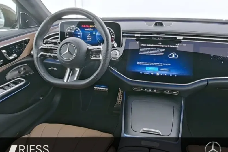 Mercedes-Benz E 300 din 2024 cu 26.479 km - oferta MER103462 - foto 5