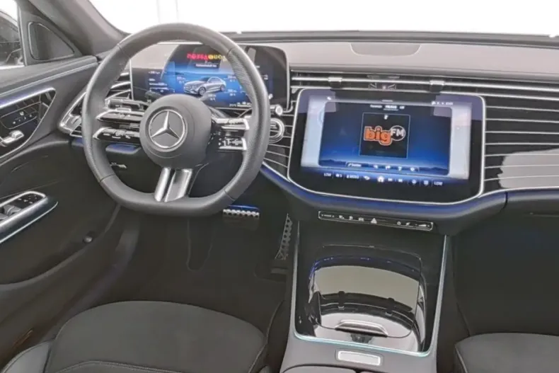 Mercedes-Benz E 300 din 2024 cu 10.831 km - oferta MER103463 - foto 6