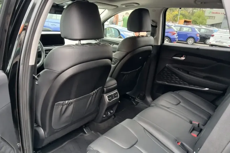 Hyundai SANTA FE din 2022 cu 31.802 km - oferta HYU103475 - foto 5