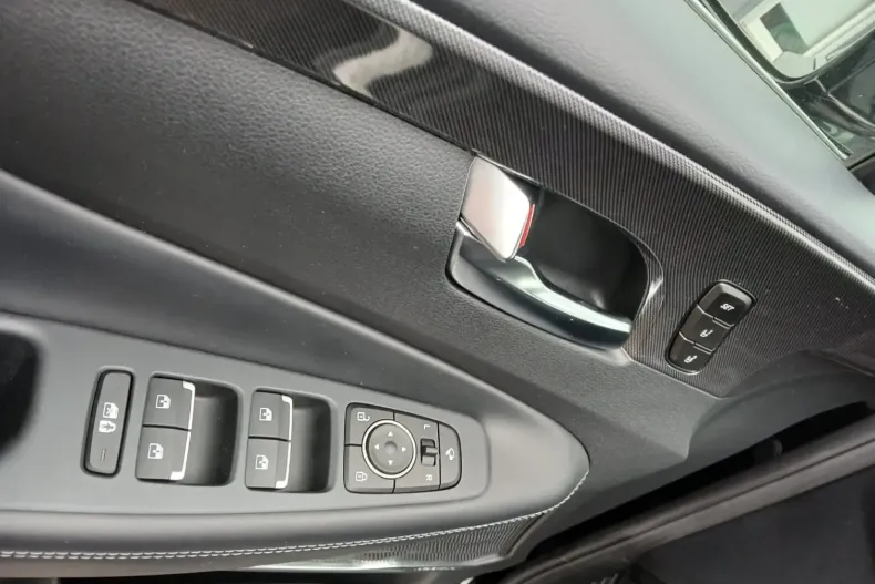 Hyundai SANTA FE din 2022 cu 31.802 km - oferta HYU103475 - foto 12