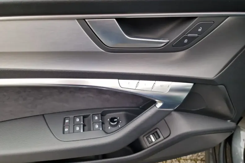 Audi A7 din 2024 cu 9.351 km - oferta AUD103480 - foto 15