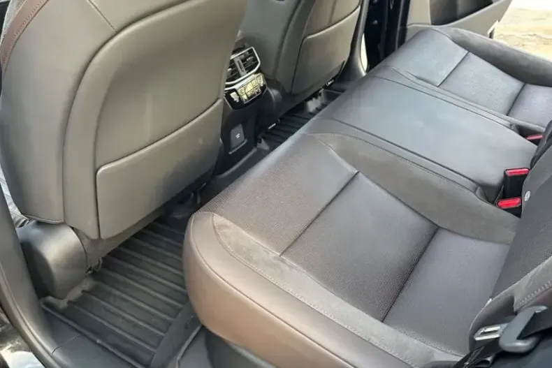 Lexus RX 450 din 2024 cu 16.900 km - oferta LEX103485 - foto 10