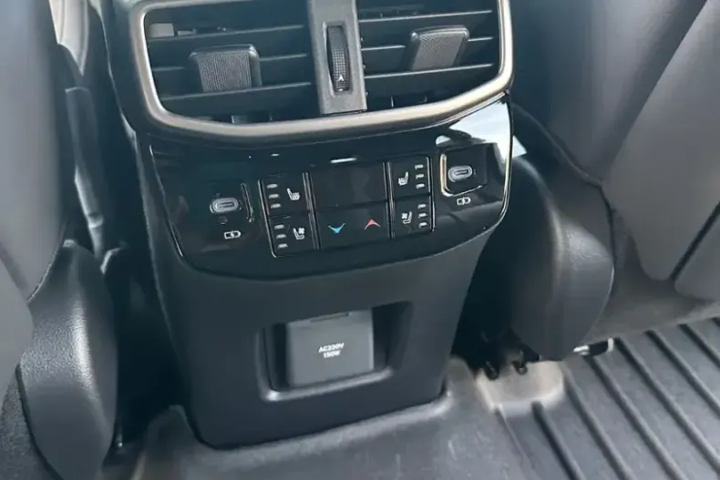 Lexus RX 450 din 2024 cu 16.900 km - oferta LEX103485 - foto 13