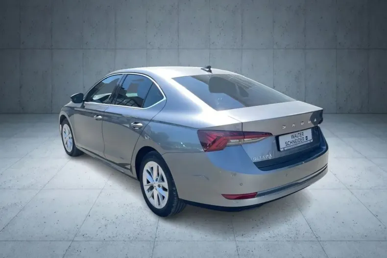 Skoda Octavia din 2024 cu 20.000 km - oferta SKO103490 - foto 3