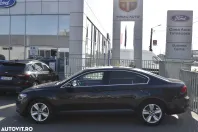 Volkswagen Passat din 2021 cu 51.763 km - oferta VOL103032 - foto 8