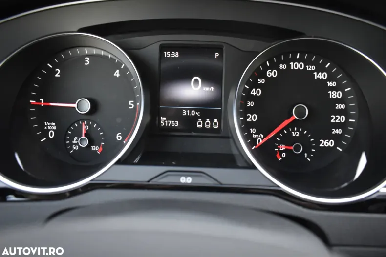 Volkswagen Passat din 2021 cu 51.763 km - oferta VOL103032 - foto 12