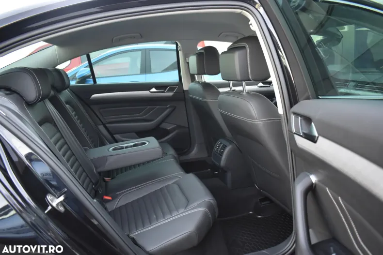 Volkswagen Passat din 2021 cu 51.763 km - oferta VOL103032 - foto 37