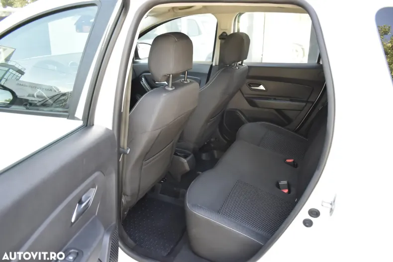 Dacia Duster din 2021 cu 94.682 km - oferta DAC100332 - foto 28