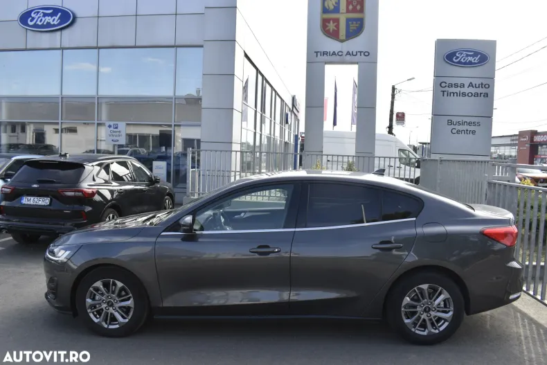 Ford Focus din 2023 cu 15.692 km - oferta FOR100908 - foto 8