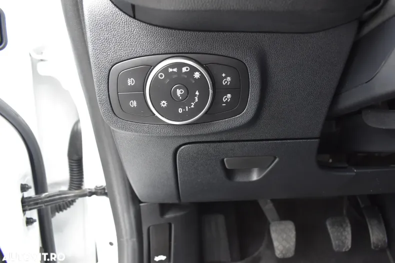 Ford Fiesta din 2021 cu 61.878 km - oferta FOR94390 - foto 30