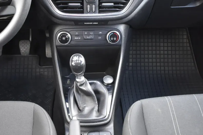 Ford Fiesta din 2019 cu 86.240 km - oferta FOR94392 - foto 17