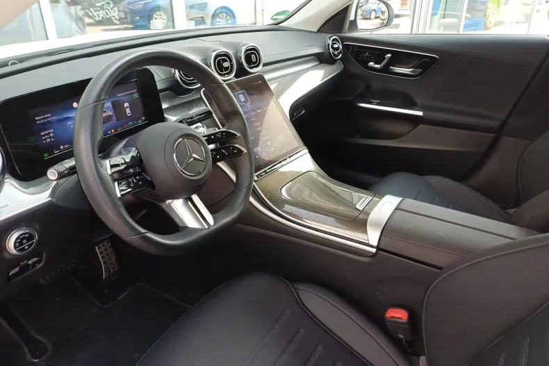 Mercedes-Benz 180 din 2022 cu 6.320 km - oferta MER100584 - foto 11