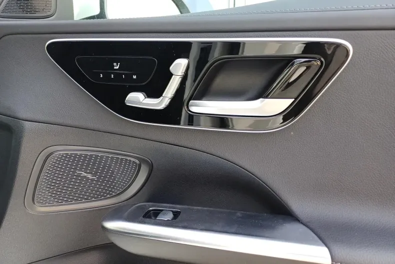 Mercedes-Benz 180 din 2022 cu 6.320 km - oferta MER100584 - foto 21