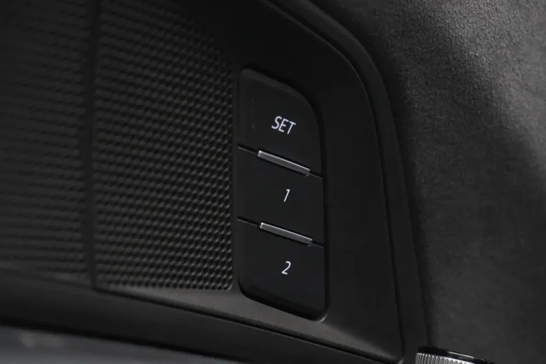 Audi e-tron GT din 2021 cu 50.050 km - oferta AUD103508 - foto 24