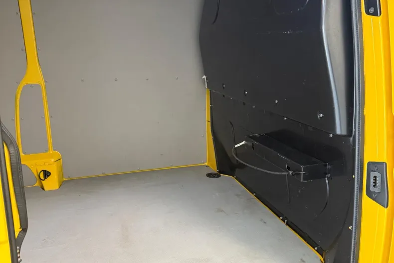 Volkswagen Transporter din 2019 cu 155.000 km - oferta VOL103512 - foto 10