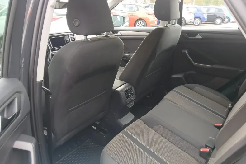 Volkswagen T-Roc din 2021 cu 130.875 km - oferta VOL103520 - foto 9