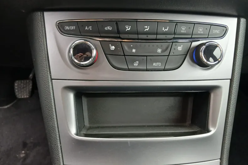 Opel Astra din 2020 cu 90.294 km - oferta OPE103521 - foto 7