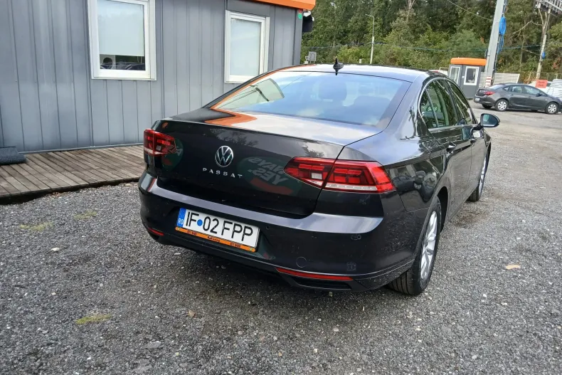 Volkswagen Passat din 2022 cu 95.726 km - oferta VOL103522 - foto 3