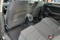 Volkswagen Passat din 2022 cu 95.726 km - oferta VOL103522 - foto 10