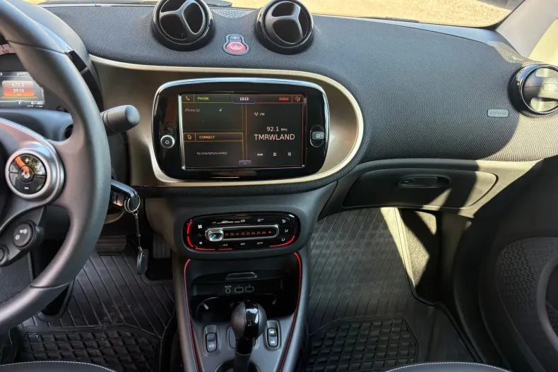 Smart ForTwo din 2021 cu 3.915 km - oferta SMA103523 - foto 6